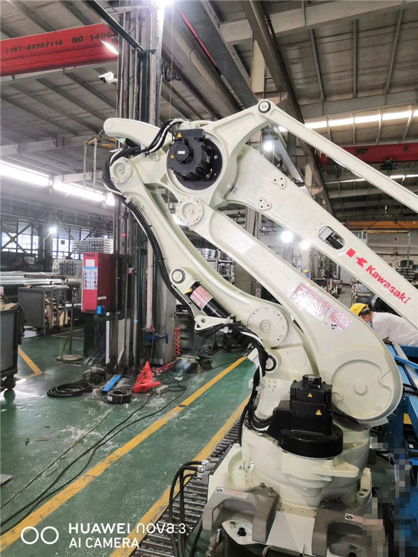 深圳华加日西林实业有限公司高端自动装框机器人
